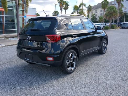 New 2026 Hyundai Venue SEL image 7