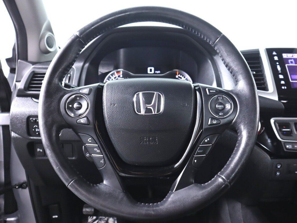 Used 2017 Honda Pilot Elite image 12