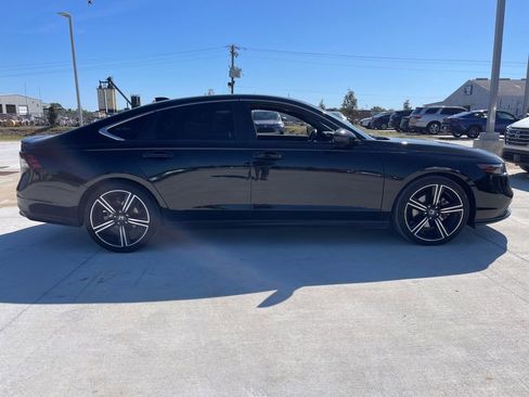 Used 2023 Honda Accord Sport image 1