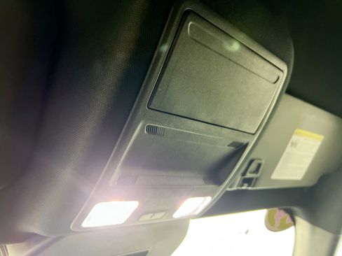 Used 2024 Ford Escape ST-Line image 22