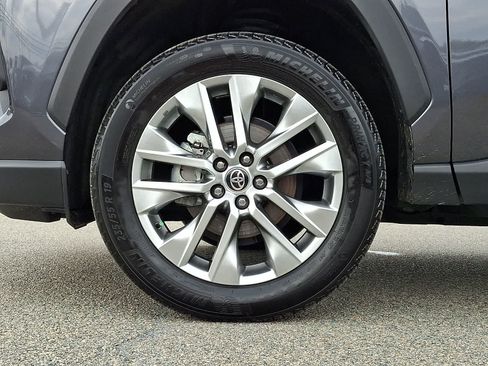 Used 2025 Toyota RAV4 XLE Premium w/ Weather Package FWD image 10