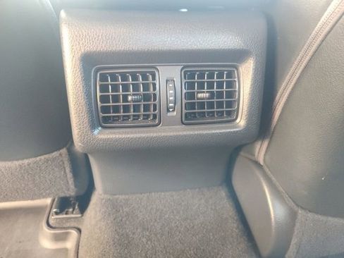 Used 2020 Toyota Camry XSE image 19