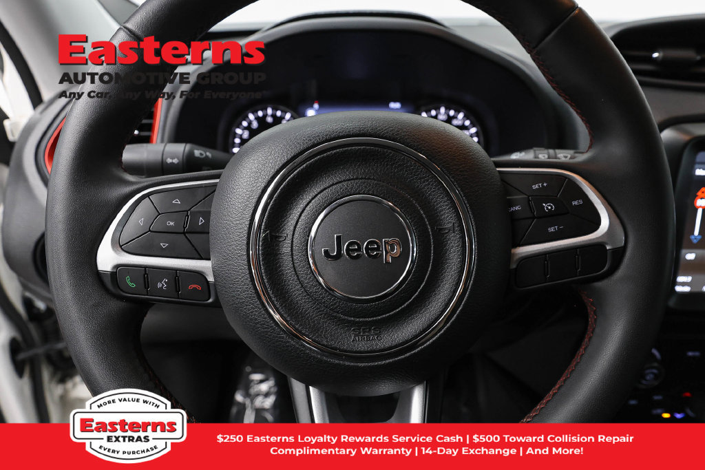 Used 2023 Jeep Renegade Trailhawk AWD/4WD image 11