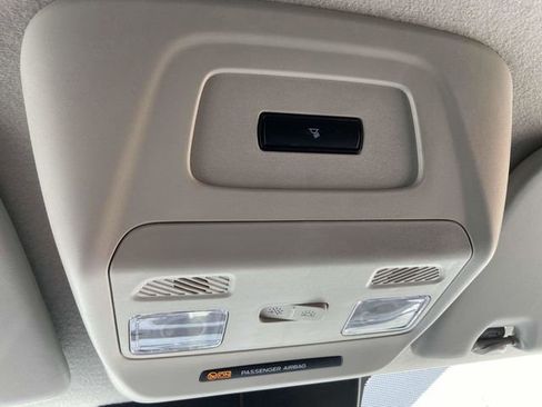 New 2025 Ford Transit 250 Low Roof RWD image 16