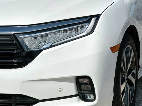 Used 2024 Honda Odyssey Touring image 16