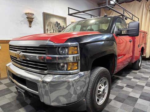 Used 2016 Chevrolet Silverado 2500 W/T image 4