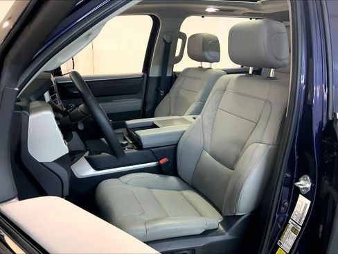 Used 2024 Toyota Sequoia Limited image 7