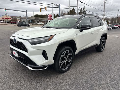 Certified 2022 Toyota RAV4 XSE image 6