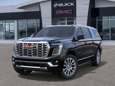 New 2026 GMC Yukon XL Denali w/ Denali Reserve Package image 6
