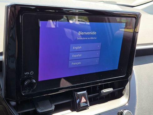 Used 2025 Toyota Corolla LE FWD image 18