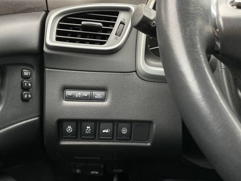 Used 2023 Nissan Murano Platinum AWD/4WD image 14