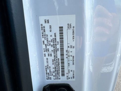 Used 2018 Ford F150 XLT w/ Equipment Group 302A Luxury AWD/4WD image 6