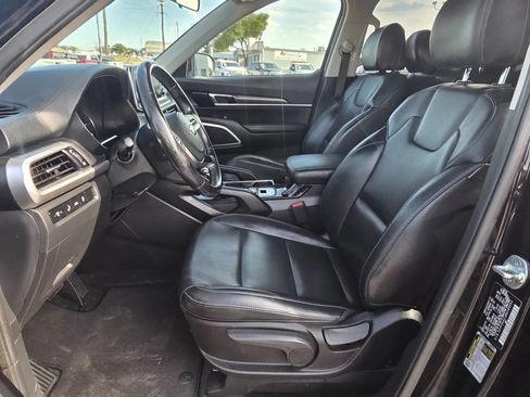 Used 2021 Kia Telluride LX FWD image 11