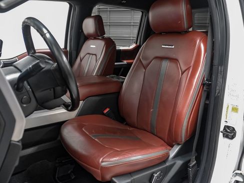 Used 2020 Ford F350 Platinum AWD/4WD image 31