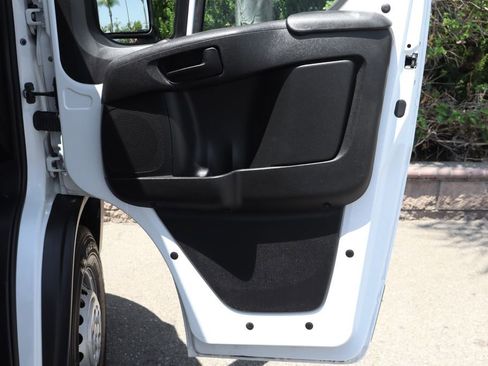 Used 2025 RAM ProMaster 2500 w/ Convenience Group FWD image 41