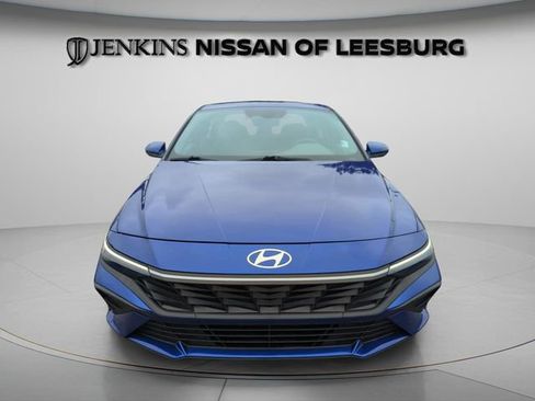 Used 2024 Hyundai Elantra SEL image 15