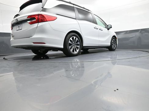 Certified 2023 Honda Odyssey EX-L image 32