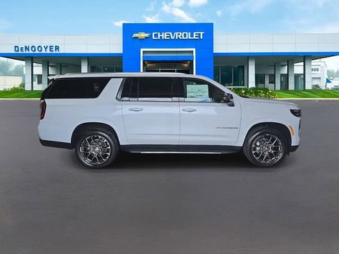 New 2026 Chevrolet Suburban Premier AWD/4WD image 6