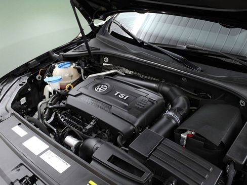 Used 2016 Volkswagen Passat 1.8T S image 33