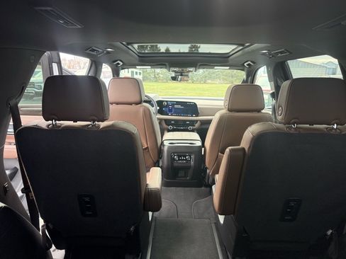 Used 2025 Chevrolet Tahoe High Country w/ Sun And Tow Package image 19