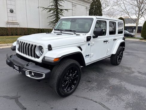 Used 2025 Jeep Wrangler Sahara w/ Safety Group image 3