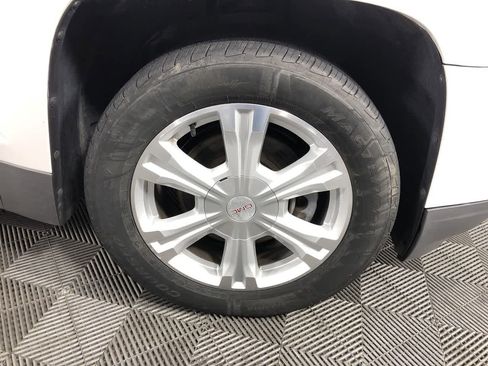 Used 2017 GMC Terrain SLT w/ Open Road Package image 10