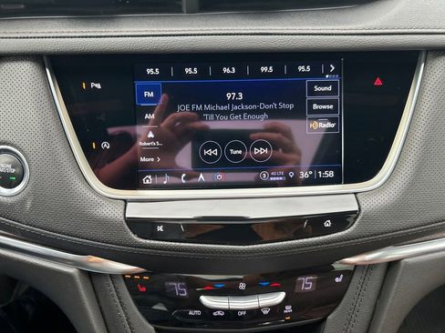 Used 2022 Cadillac XT5 Sportv image 31