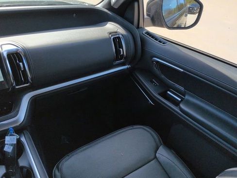 New 2025 Ford Expedition Platinum w/ Stealth Performance Package image 17