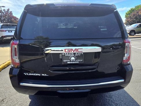 Used 2016 GMC Yukon XL Denali w/ Open Road Package AWD/4WD image 8