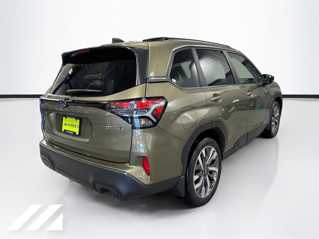 Used 2025 Subaru Forester Touring AWD/4WD image 5