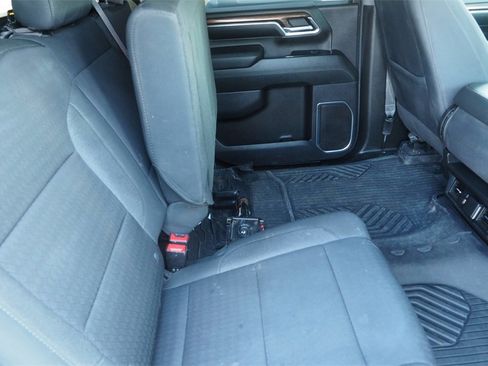 Used 2024 Chevrolet Silverado 2500 LT image 30