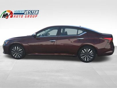 Used 2024 Nissan Altima 2.5 SV