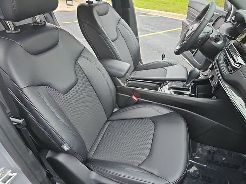 New 2026 Jeep Compass Latitude w/ Quick Order Package 29K image 10