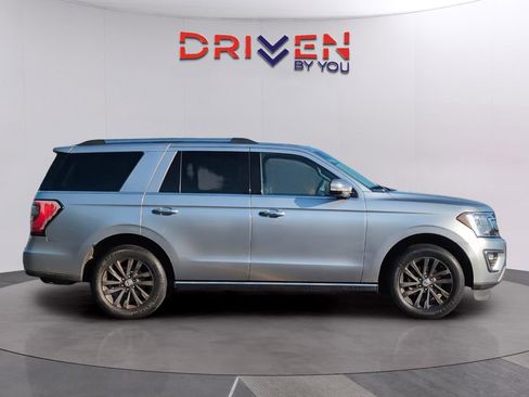 Used 2021 Ford Expedition Limited AWD/4WD image 6