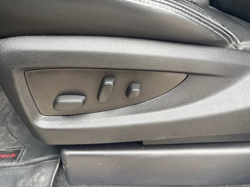 Used 2017 GMC Yukon XL Denali w/ Open Road Package AWD/4WD image 14