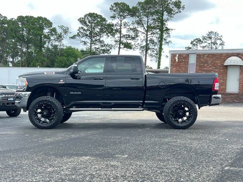 Used 2024 RAM 2500 Big Horn AWD/4WD image 2