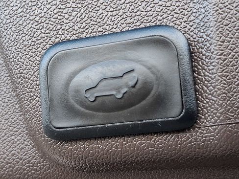 Used 2017 Buick Enclave Leather image 28