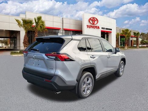 New 2025 Toyota RAV4 XLE image 5