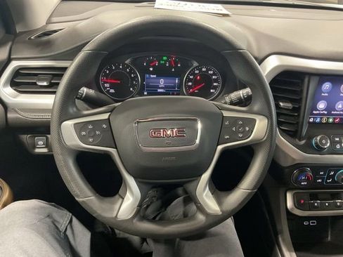 Used 2023 GMC Acadia SLE w/ LPO, Floor Liner Package AWD/4WD image 13