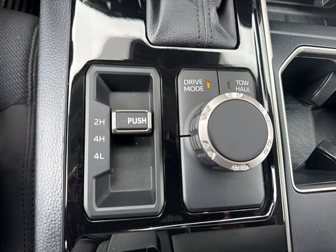 Used 2022 Toyota Tundra SR5 image 21