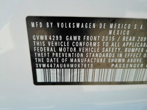 Used 2017 Volkswagen GTI SE FWD image 51