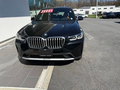 Used 2023 BMW X3 xDrive30i w/ Premium Package AWD/4WD image 3