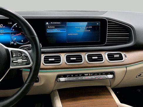 Certified 2022 Mercedes-Benz GLE 350 w/ Premium Package image 7
