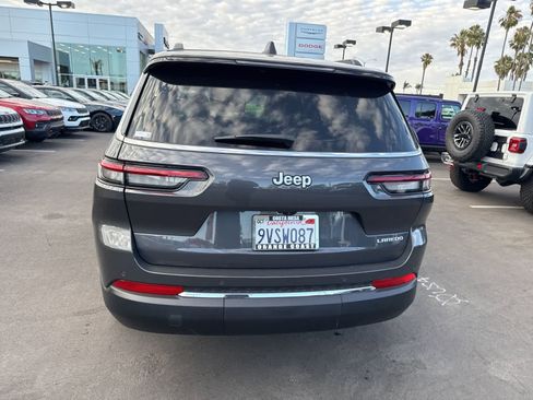 Used 2025 Jeep Grand Cherokee L Laredo RWD image 16