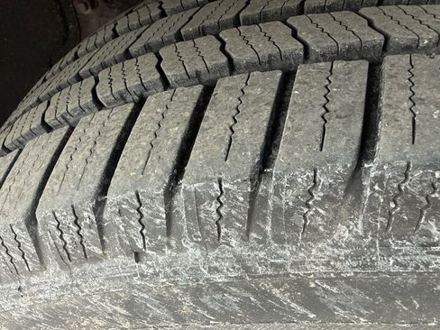 Certified 2017 Toyota Highlander XLE image 7