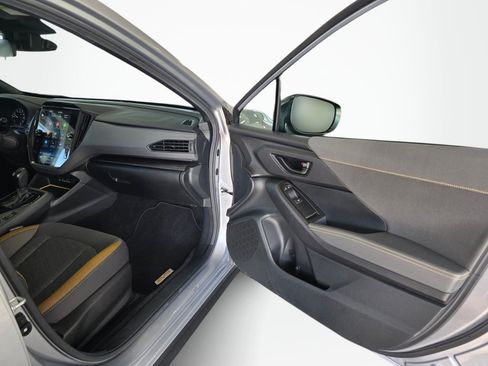 Used 2024 Subaru Crosstrek 2.5i Sport AWD/4WD image 38