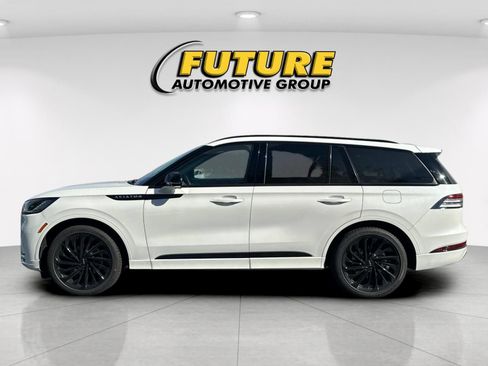 New 2026 Lincoln Aviator Reserve AWD/4WD image 6