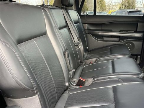 Used 2024 Ford Expedition Max XLT image 23