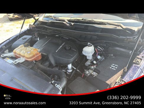 Used 2014 RAM 1500 Laramie AWD/4WD image 44