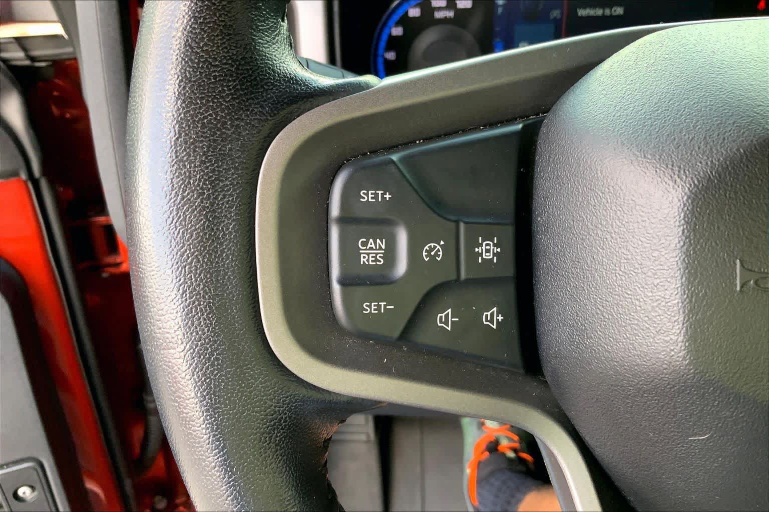 Used 2023 Ford Bronco Outer Banks w/ Sasquatch Package AWD/4WD image 22